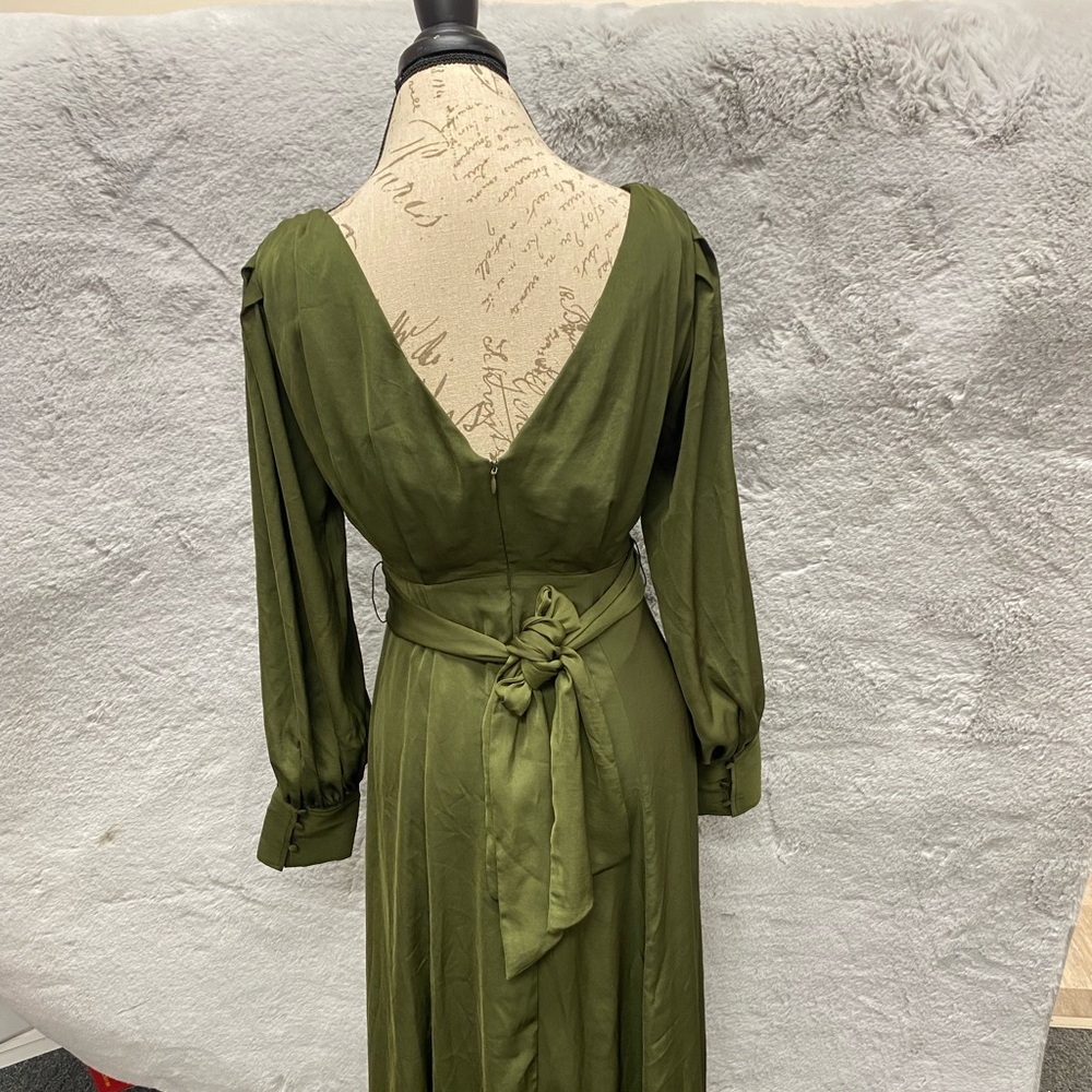 Beautiful Army Green Maxi Dress with Ballon Sleeves